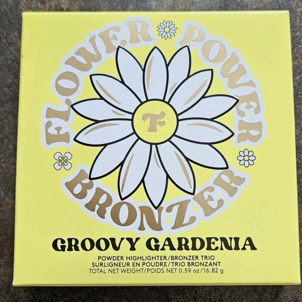 Trixie Cosmetics Flower Power Groovy Gardenia Large Bronzer NIB